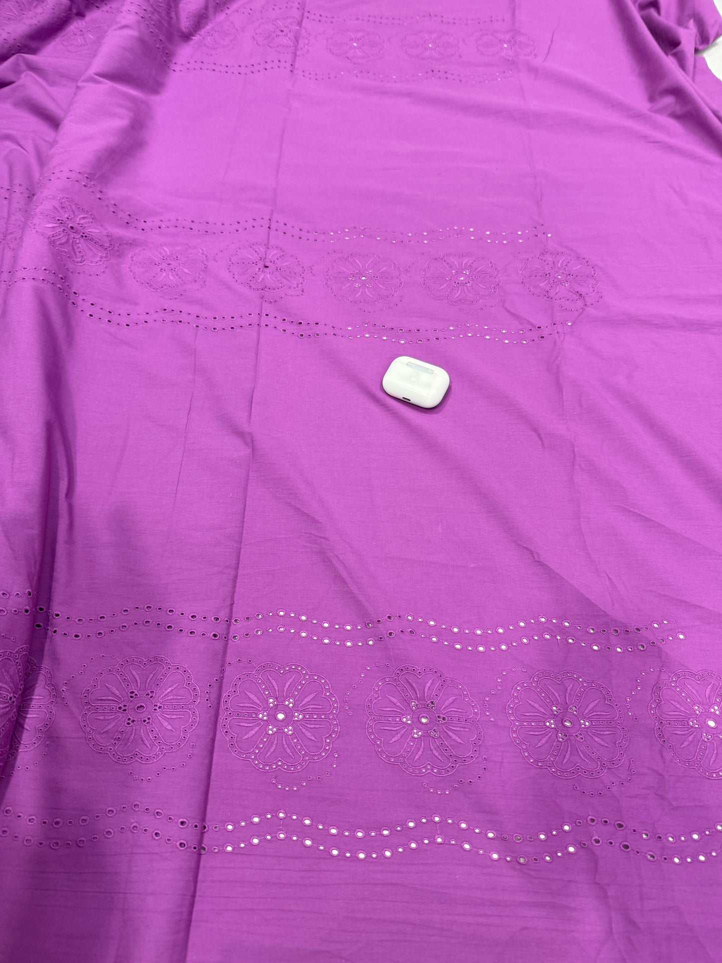 Buy Premium Cotton Cambric Schiffli Mauve Daisy Fabric