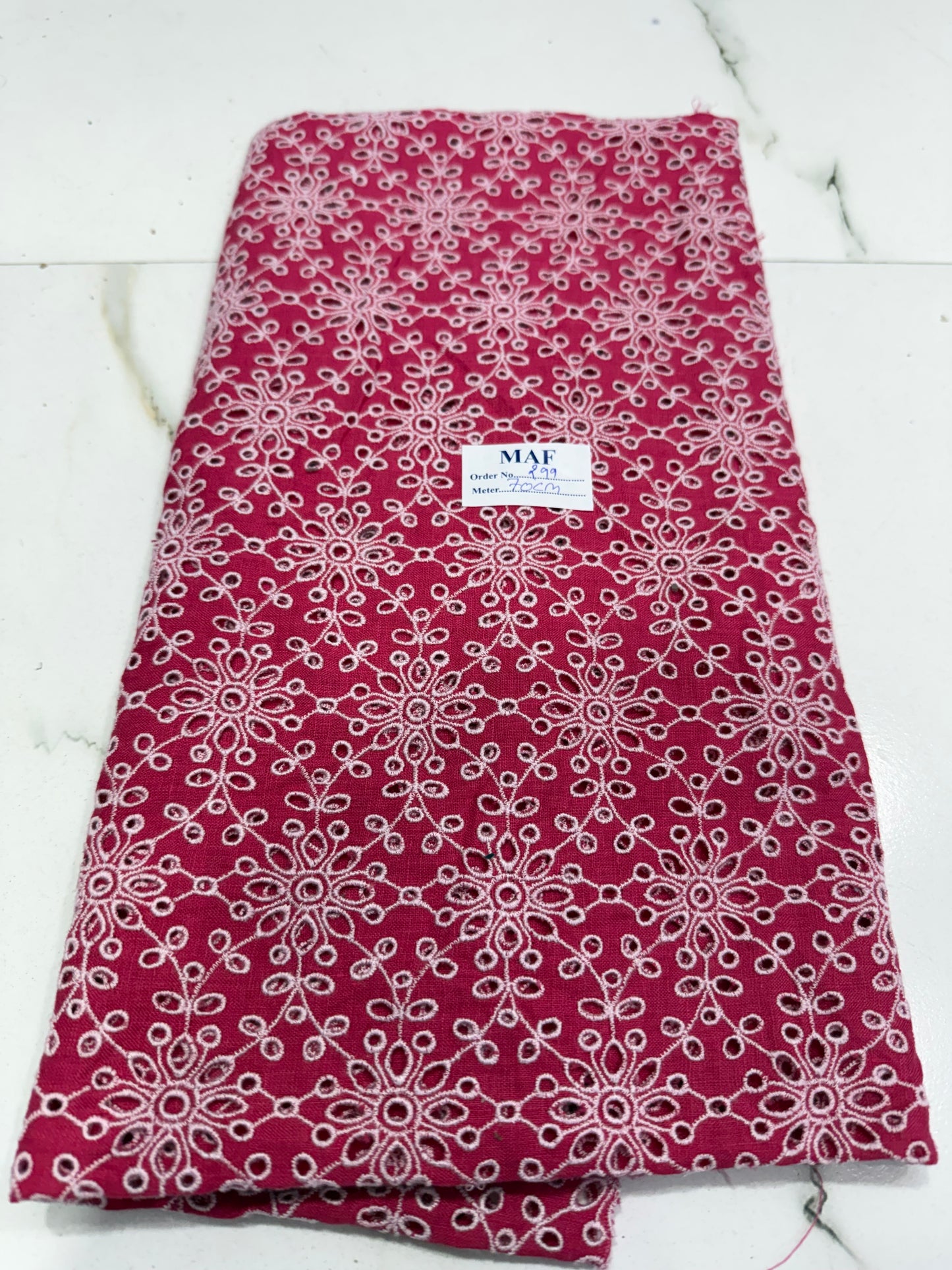 Buy Cutpiece 100% Linen Hot Pink Hakoba Heavy Flowery Joined 70 centimeter