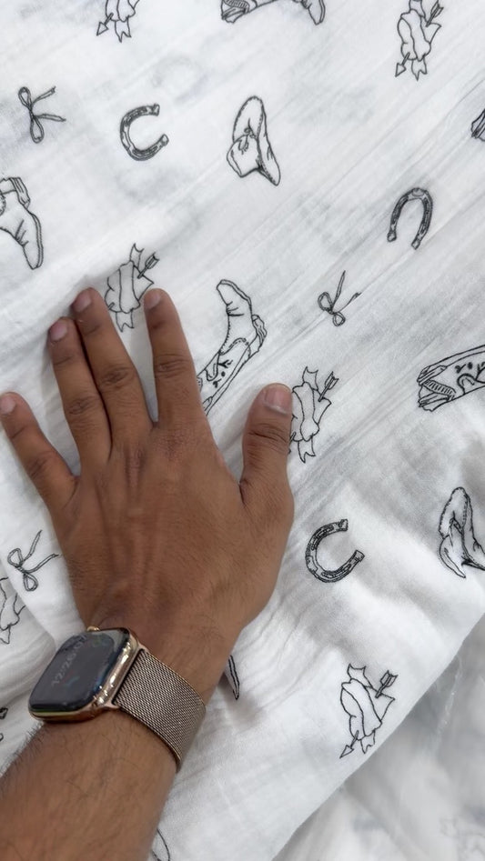 Buy Premium Cotton Double Cloth Sketch print
