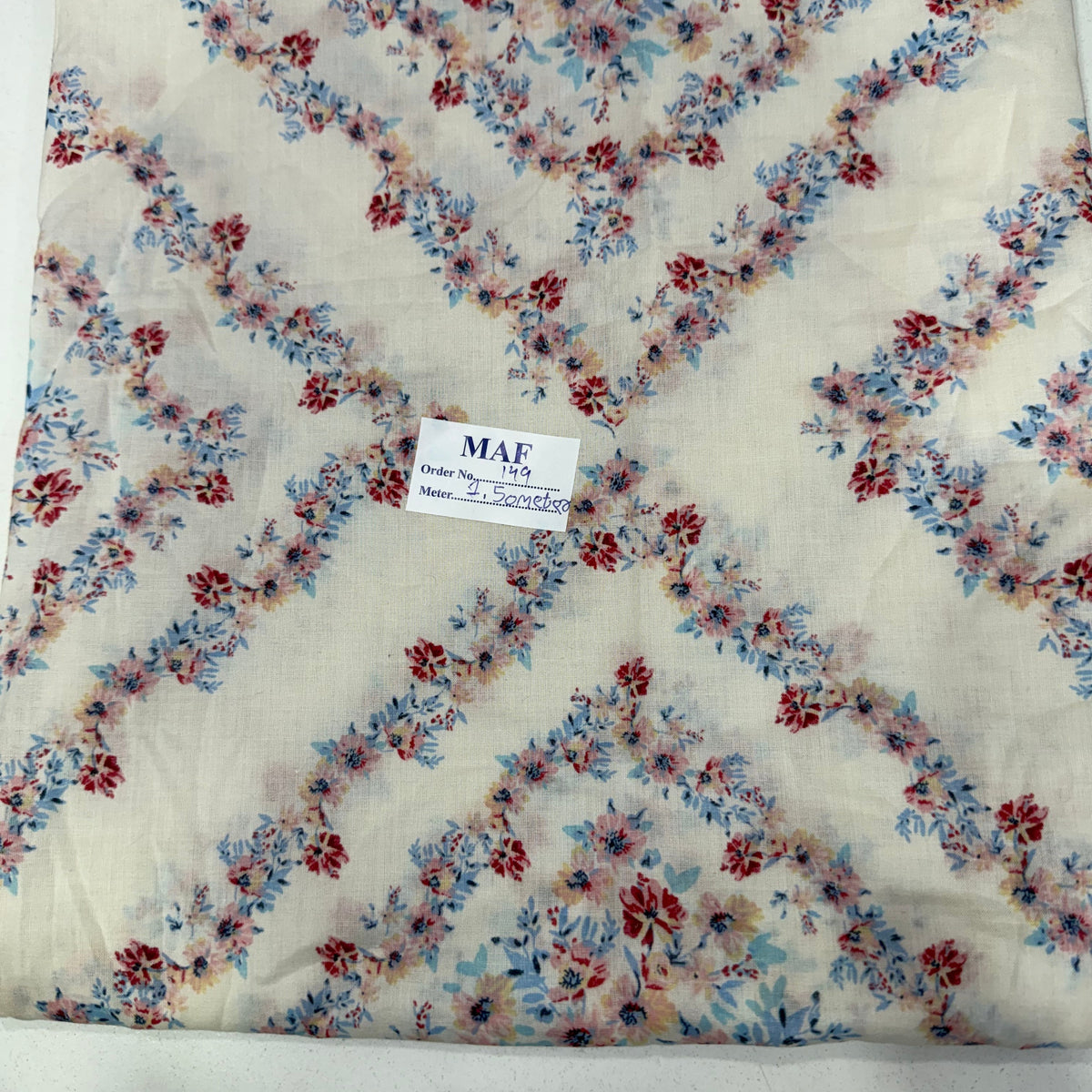 Buy Cutpiece Cotton Poplin Diamond Floral Printed 1.50 Centimeter