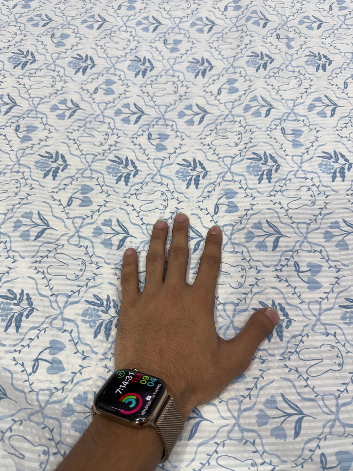Buy Premium Cotton Seersucker Vine Trail print Fabric