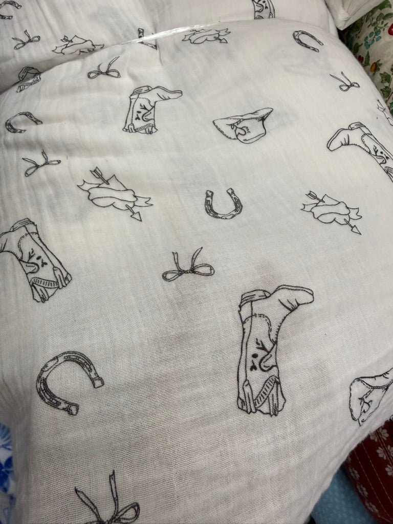 Buy Premium Cotton Double Cloth Sketch print