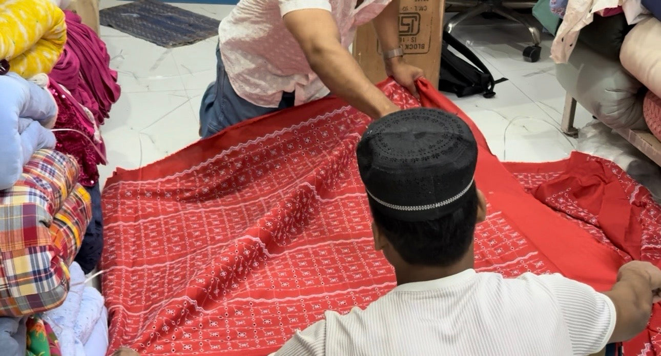 Buy Cotton Hakoba 5 Panel Pinkish Red White Combo Fabric