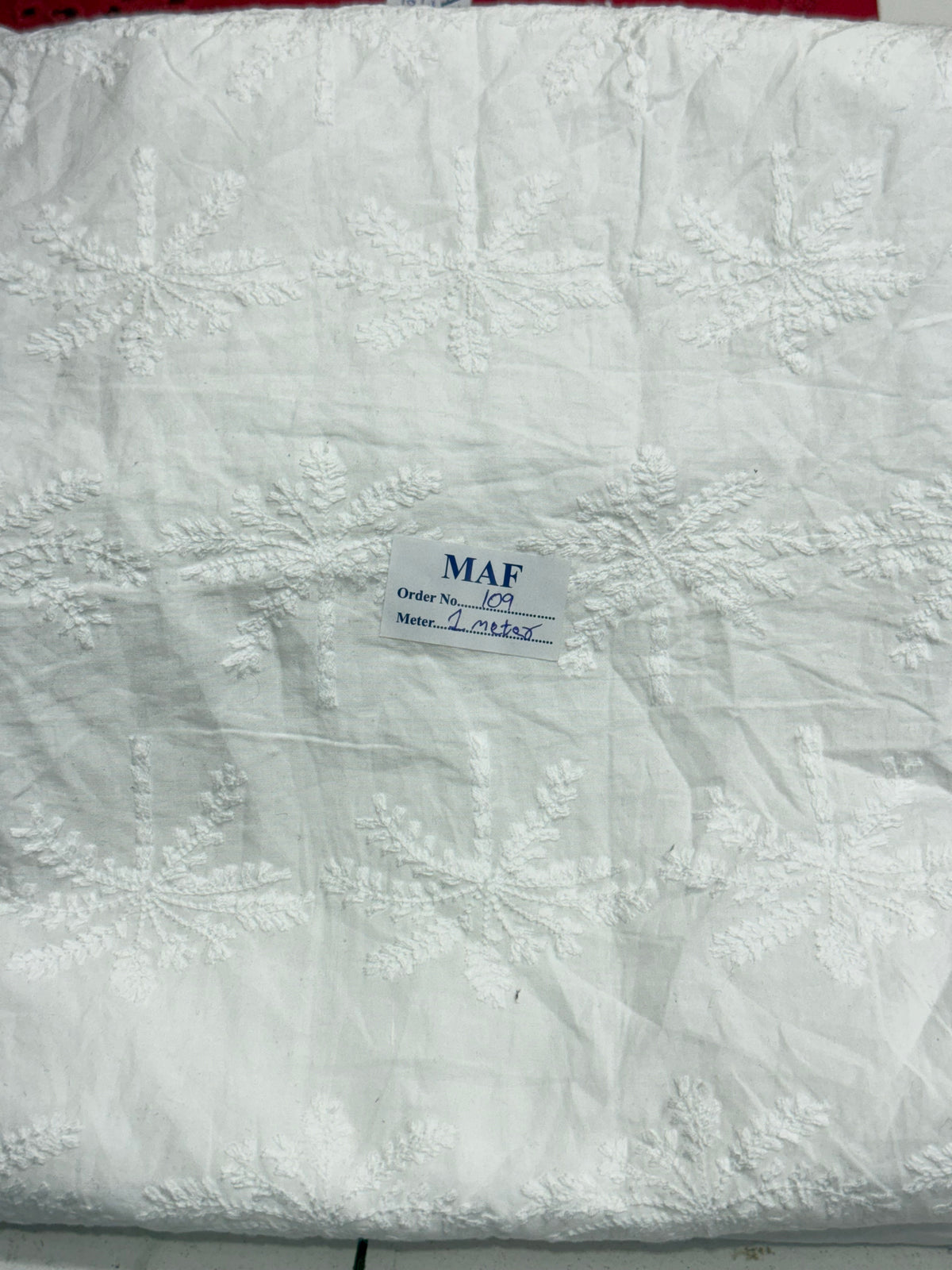 Buy Cutpiece Cotton Cambric Schiffli White Palm 1 Meter