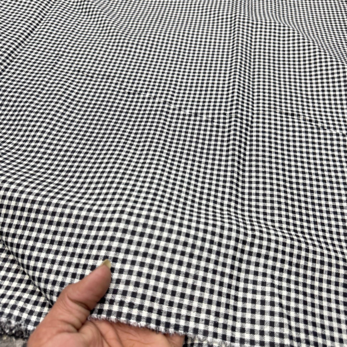 Cotton Linen Black Ghingham Fabric - MAF 