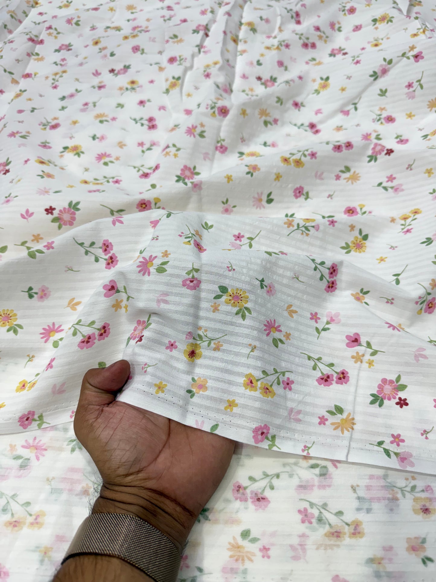 Buy Premium Cotton Seersucker Stripes Printed Fabric